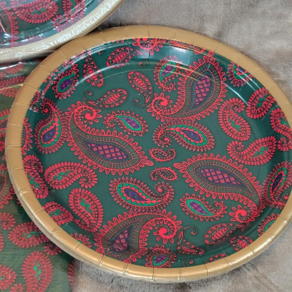 Vintage Amscan Party Supplies Set Green Red Paisley Tablecloth Plates 3pc